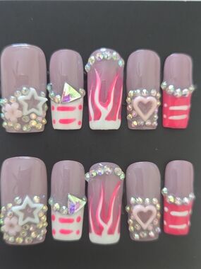 Hand Crafted Mauve & Hot Pink Rhinestone 3D Heart Star Press-On Nails